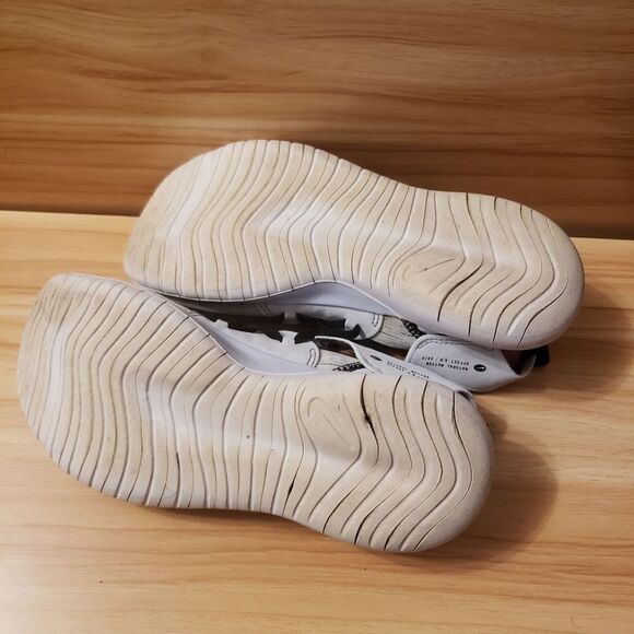 Nike Flex Contact 3 Shoes - Picture 7 of 8